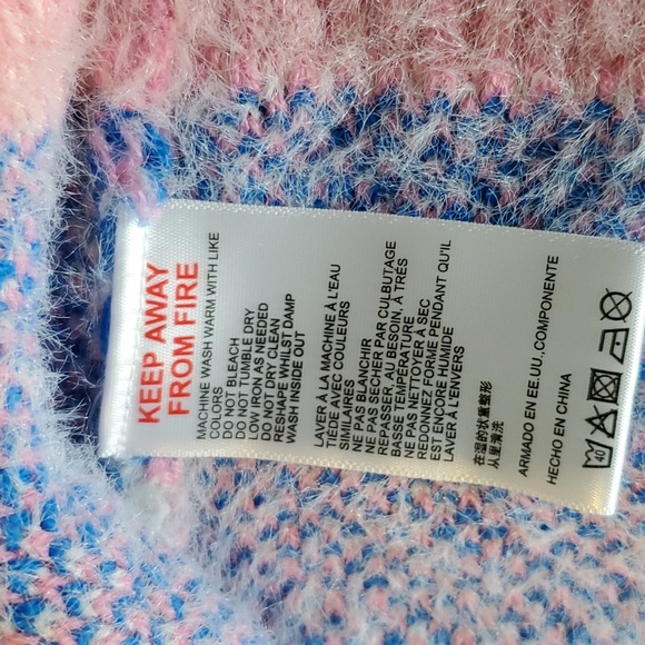 Urban Outfitters baby pink & blue cropped top and sweater size L super soft EUC - Picture 7 of 8
